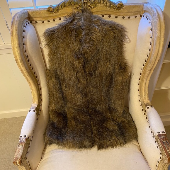Rachel Zoe faux fur vest - Picture 7 of 10